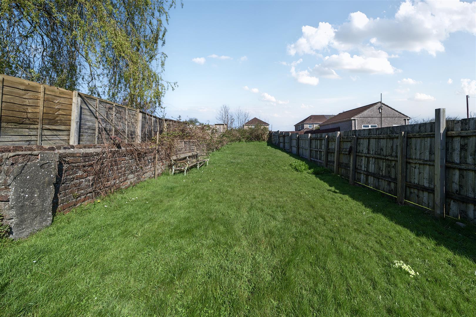 Middle Road, Gendros, Swansea, SA5 8ES
